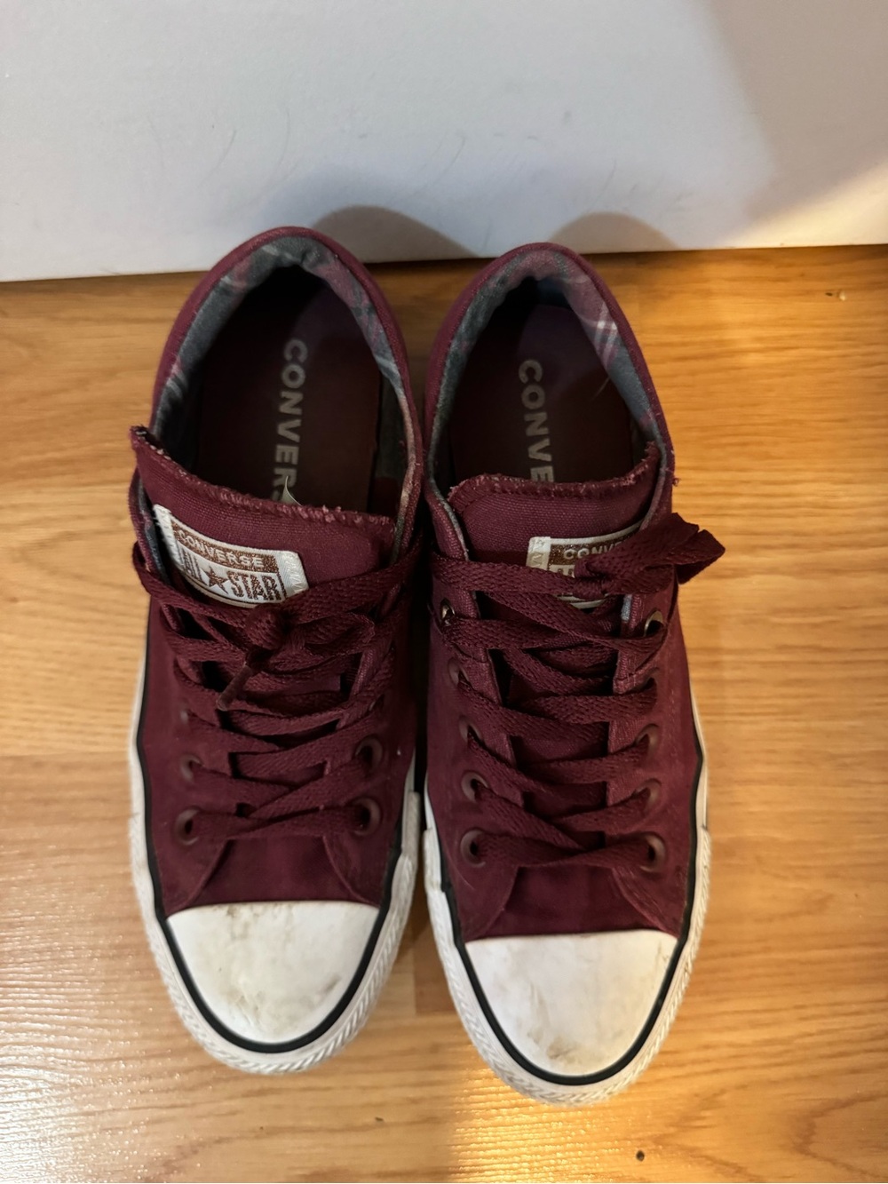 Converse Low Top Sneakers - Burgundy with White Trim